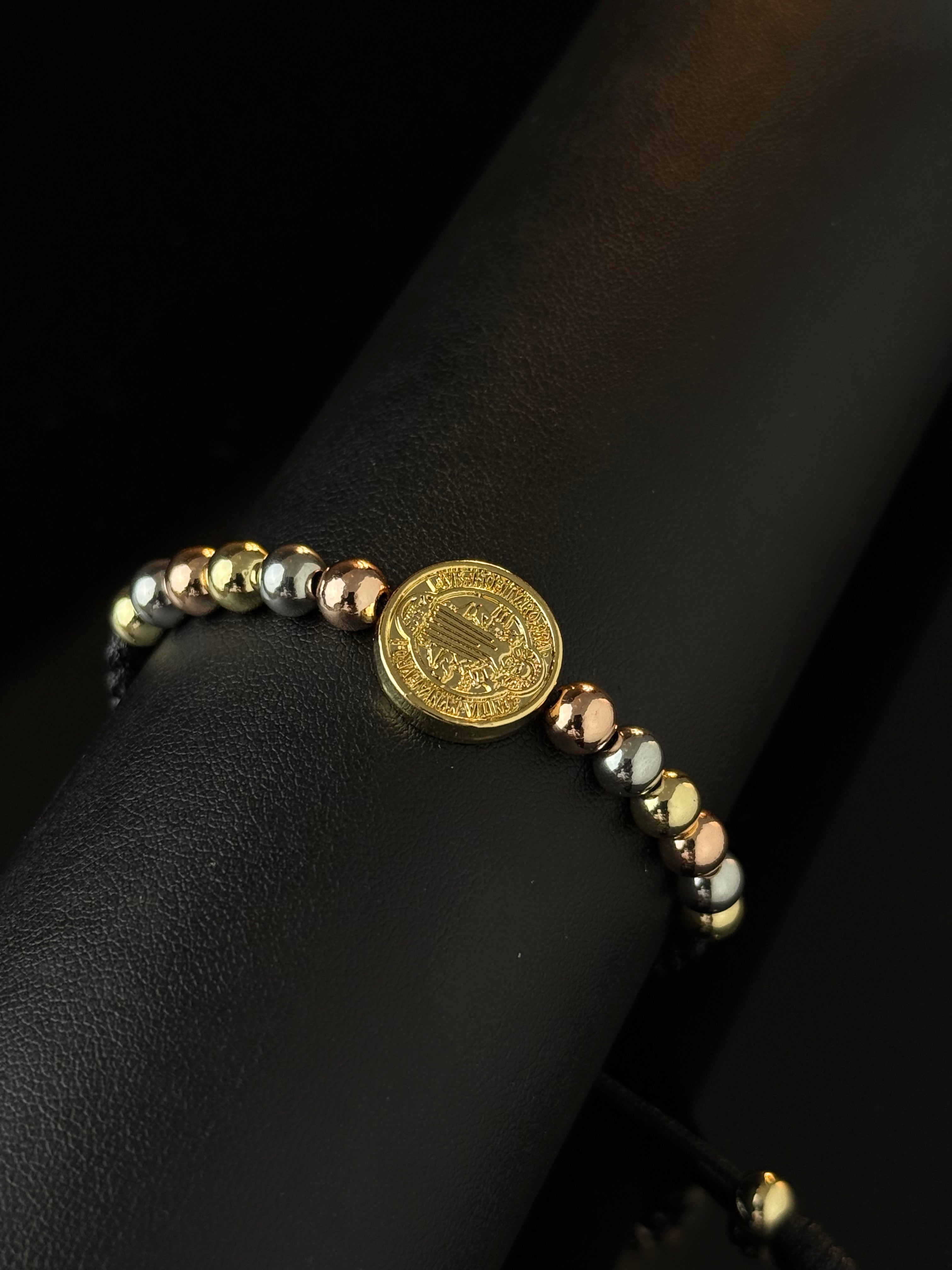 Pulsera San Benito 3 Oros Rodio